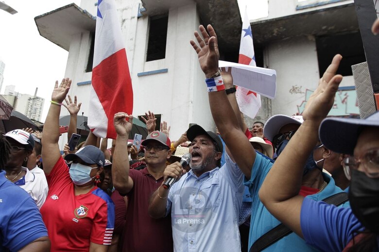 Docentes regresan este martes a las escuelas tras firmar acuerdo con el Meduca