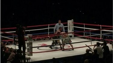 El Nica Concepción, nuevo monarca supermosca de la AMB