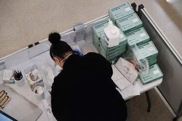 Brasil reporta dos casos de la variante Ómicron; los primeros en América Latina