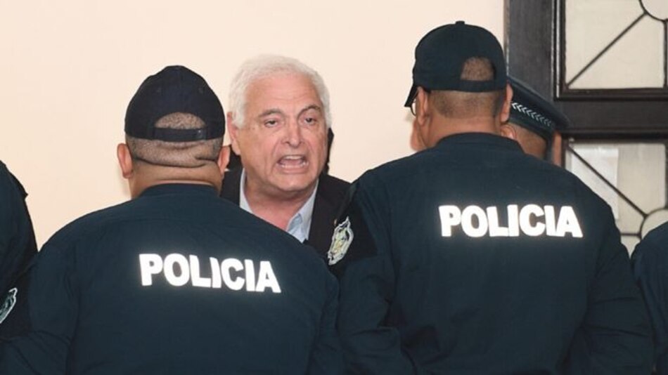 Corte niega amparo a Martinelli en caso de peculado