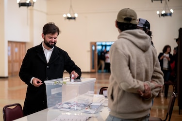 ‘Más allá del resultado, el plebiscito fortalece nuestra democracia’, dice Boric