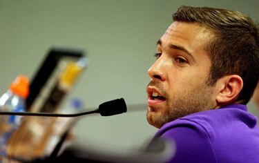 El Barcelona renueva el contrato hasta 2020 al lateral Jordi Alba
