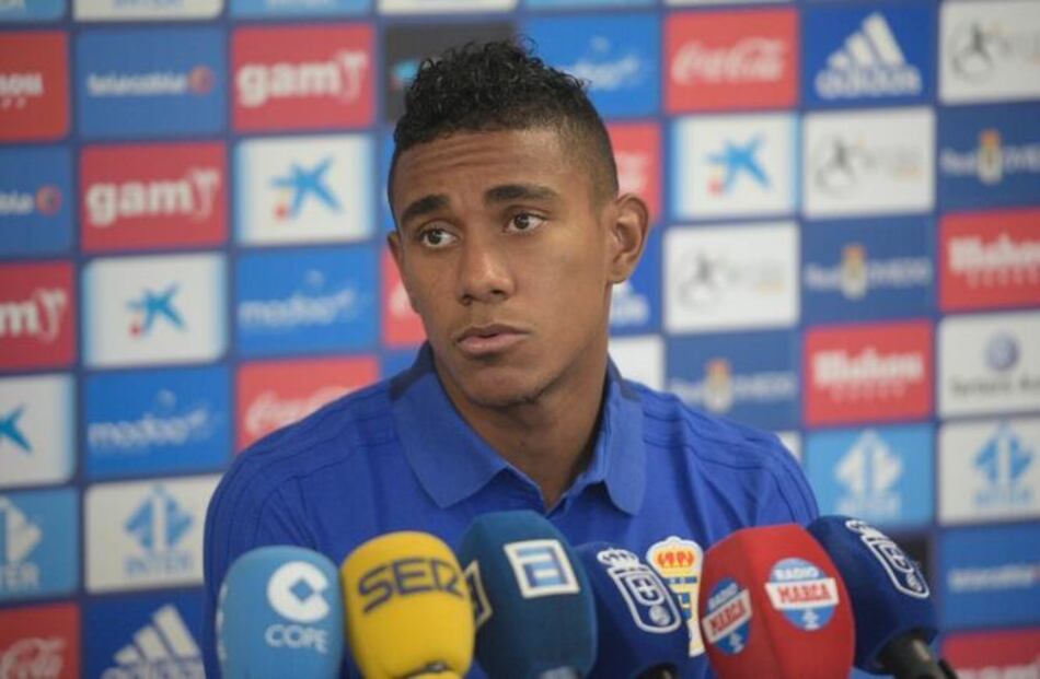 Edgar Yoel Bárcenas seguirá en España con el Oviedo