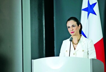 Vicepresidenta viaja a la ONU para hablar sobre sistema financiero y corporativo