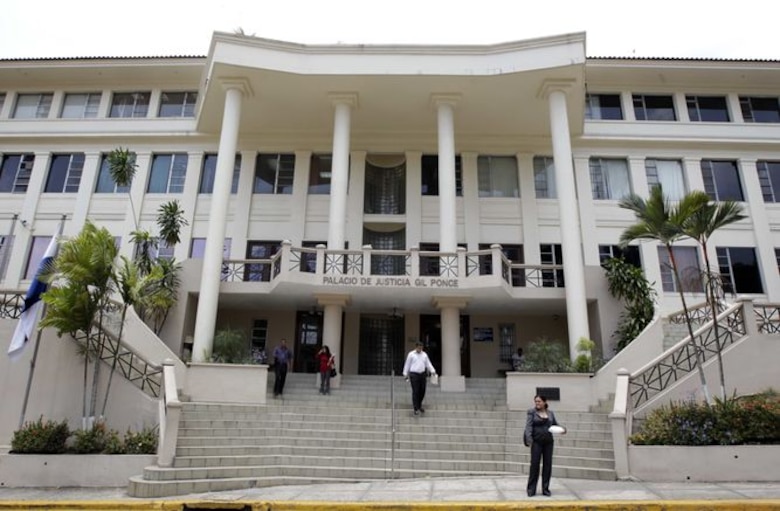 Corte Suprema de Justicia se inhibe en casos de diputados