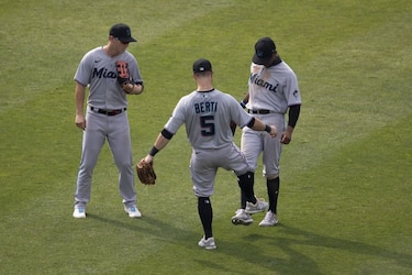 La MLB pone a los Marlins en pausa por el coronavirus