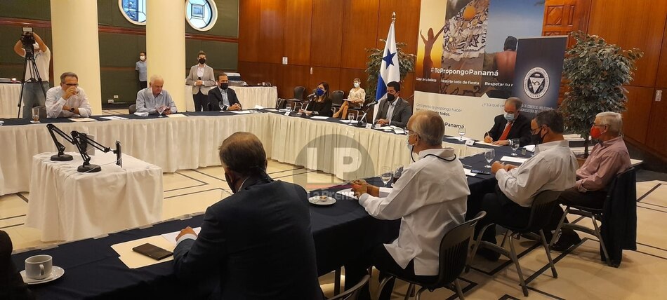 Sector empresarial exige transparencia en contratos del Estado, fin de restricciones y pronta reactivación económica