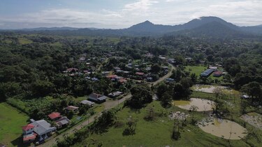 La política se toma las serranías, en medio de un conflicto minero
