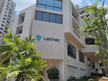 Bolsa de Valores registra $4,888 millones en operaciones hasta agosto; empresas esperan mayor dinamismo