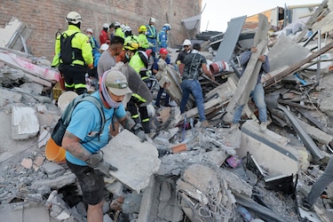 Sube a 169 el número de muertos y a 668 el de heridos por el terremoto en Colombia
