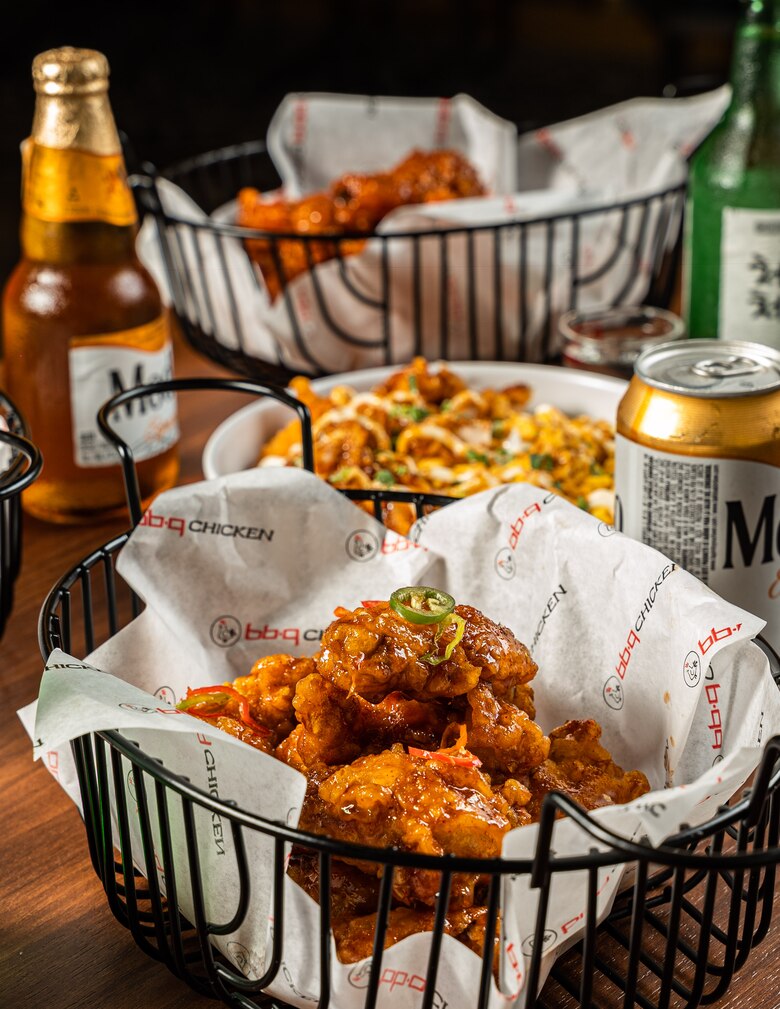 bb.q Chicken, la franquicia coreana que debuta en Centroamérica con su primer local en ciudad de Panamá