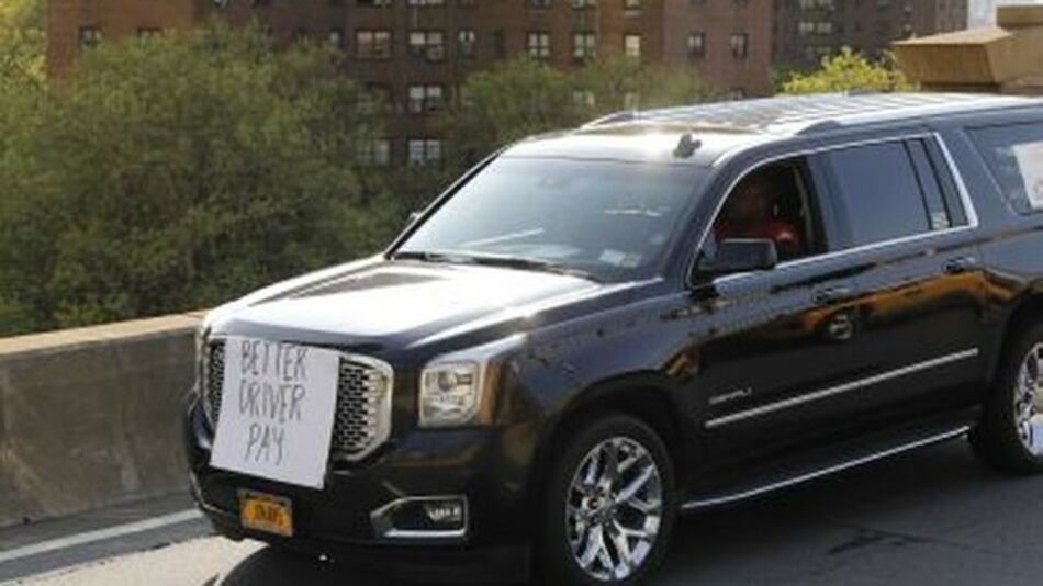 Conductores de Uber y Lyft planean huelga en Estados Unidos