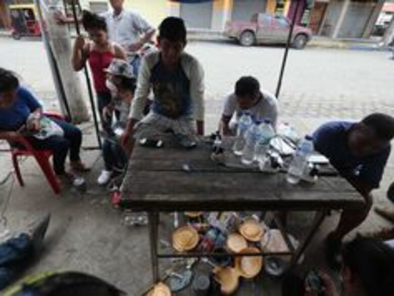 Cifra de muertos por sismo en Ecuador llega a 654