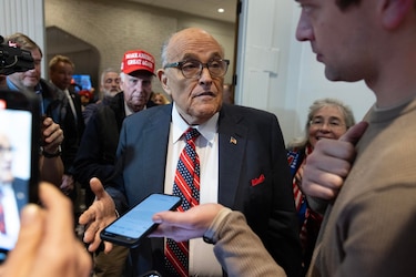 Rudy Giuliani, exalcalde de Nueva York, hospitalizado tras un accidente de automóvil