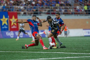 Tauro vence a Plaza Amador y se queda con el primer Clásico del 2026