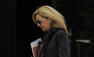 La infanta Cristina vuelve a España para preparar su defensa