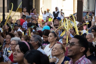 Semana Santa: días libres para estudiantes y salario con recargo para quienes trabajan el viernes