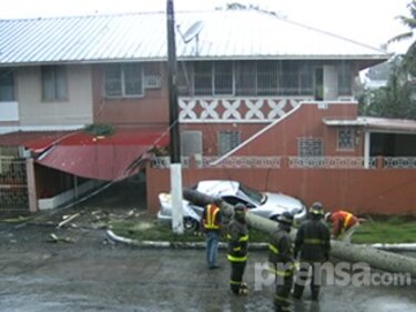 Lluvias y vientos afectan diferentes sectores de Colón