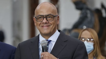 Gobierno de Venezuela suspende diálogo con la oposición tras extradición de Saab