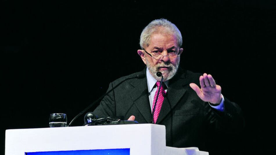 Un delator del caso Petrobras pagó cuentas de un hijo de Lula, según diario