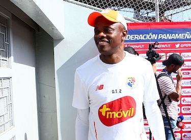 Julio Dely Valdés: ‘La federación debe tomar decisiones ya respecto a los puestos vacantes’