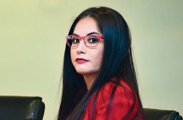 Un mexicano le reclama 66 kilogramos de oro a la diputada Zulay Rodríguez