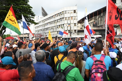 Docentes y Asamblea Nacional dialogan por el fin de huelga, proponen retorno a clases con garantías laborales