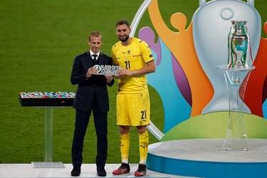 ‘Gigio’ Donnarumma, el joven héroe que ya está en la corte de los grandes arqueros