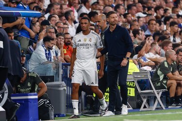 Alexander-Arnold padeció una lesión muscular en el bíceps femoral de su pierna izquierda