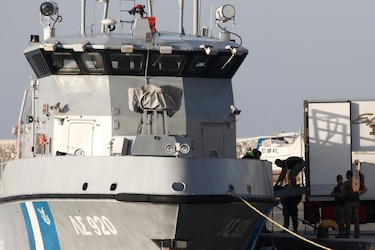 Los guardacostas griegos detallan en su protocolo que la nave naufragada rechazó ayuda