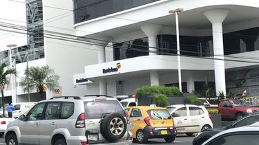Policía ubica vehículo usado durante robo al Banistmo de calle 50