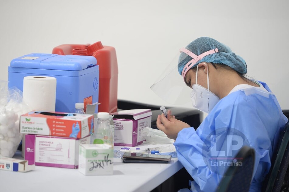 AIG traspasa a las autoridades de Salud la administración de la plataforma de vacunación