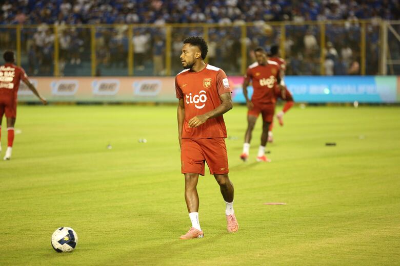 Final del partido: El Salvador 0-1 Panamá