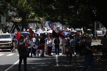 Conep advierte: Se pierden $100 millones por cada día de paro