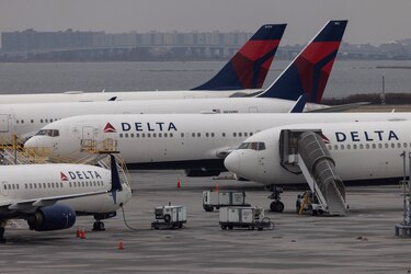 Gobierno de Estados Unidos pide nuevo retraso de 5G para estudiar interferencia con aviones