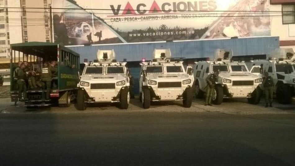 Suspenden servicio en el Metro de Caracas; oposición espera llegar a la Defensoría del Pueblo