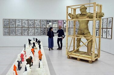 La exposición alemana Documenta debuta por primera vez en Atenas