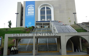Acceso al Centro de Visitantes de Miraflores permanece cerrado tras incidente en la vía del ferrocarril