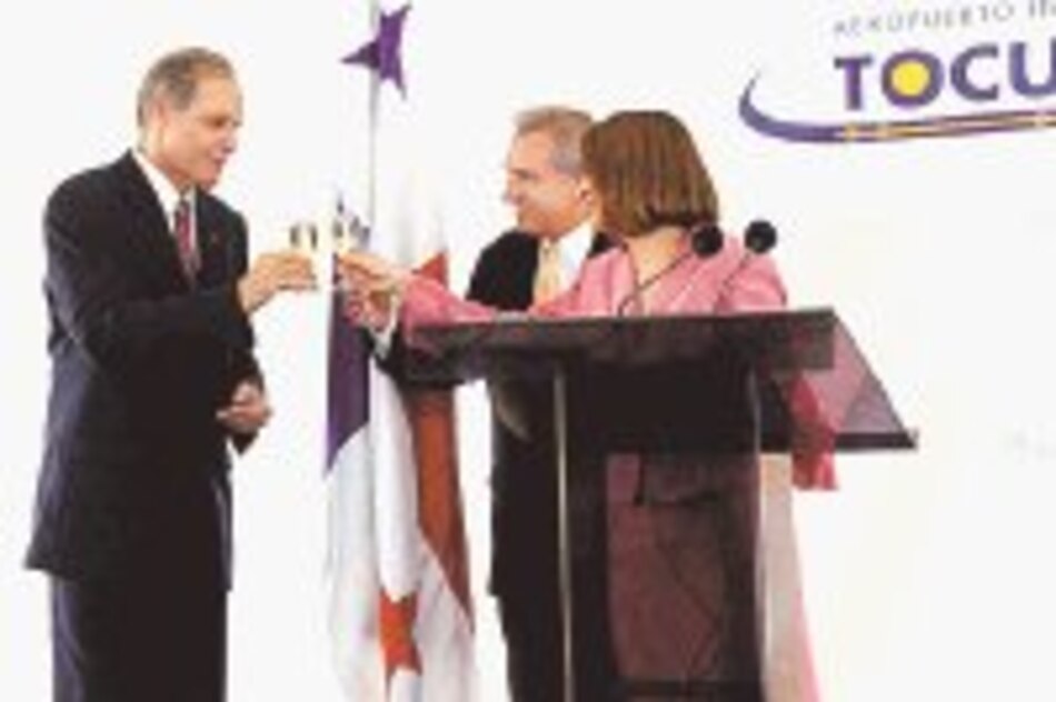 Ampliación del aeropuerto de Tocumen terminará en enero del 2006