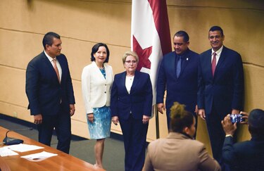 Nuevos magistrados de la Corte Suprema toman posesión de sus cargos 