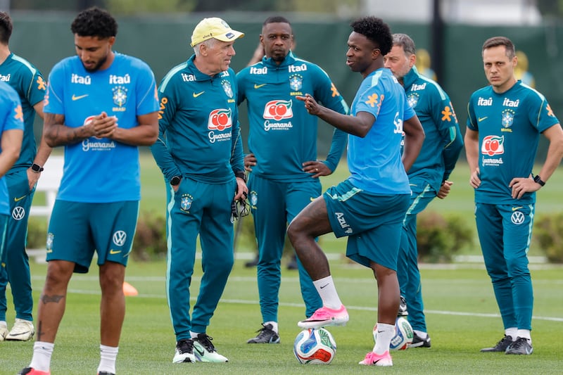 Brasil se juega el liderato ante Escocia sin Raphinha y con un ojo en Marruecos