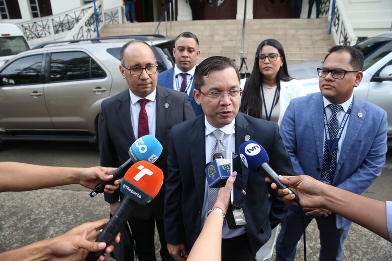 Fiscal apela sentencia que absolvió a cinco exministros; alega que el juez no valoró las pruebas