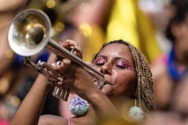 Los turistas extranjeros se dicen ‘extasiados’ con el Carnaval de Río de Janeiro