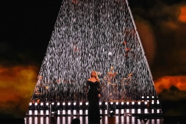 La cantante Adele cancela sus conciertos de marzo en Las Vegas por enfermedad