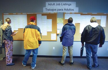 Contratos laborales en Estados Unidos crecen más de lo esperado