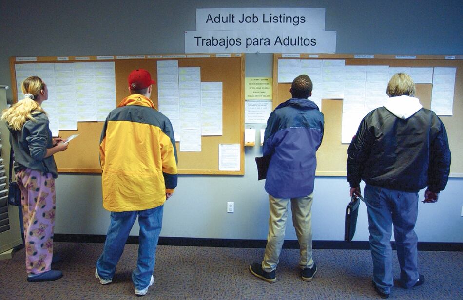 Contratos laborales en Estados Unidos crecen más de lo esperado