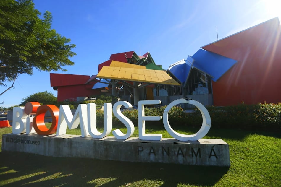 La huella de Frank Gehry en el mundo: del Guggenheim en Bilbao al Biomuseo de Panamá