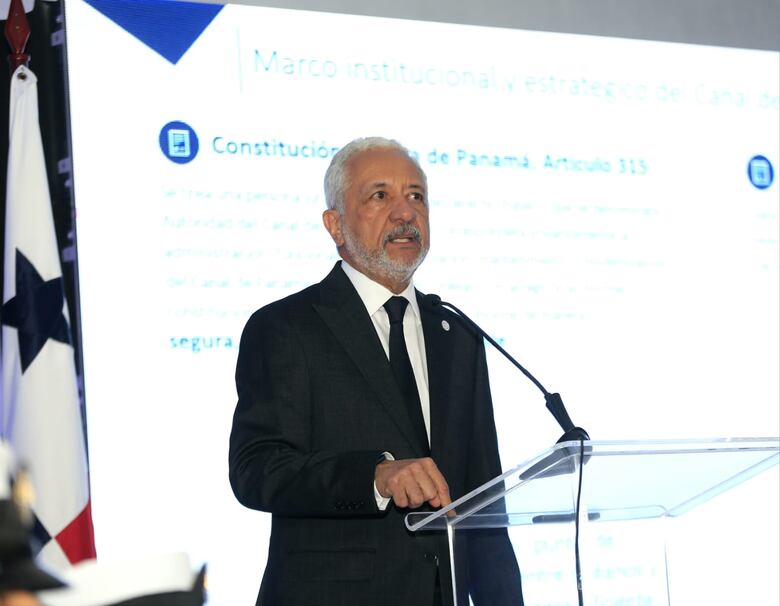 Tránsito acumulado por el Canal de Panamá creció 27% en nueve meses