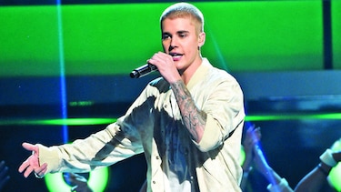 Justin Bieber no pudo con los gritos de sus fanes