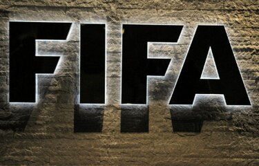 Uno de los siete dirigentes de FIFA detenidos en Suiza acepta extradición